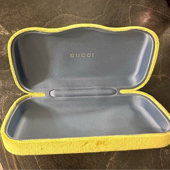 Gucci velvet sunglasses hardshell case - Picture 3 of 8